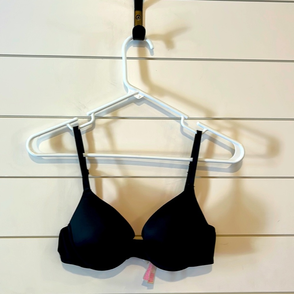 VS Pink Wear Everywhere Push-up Bra